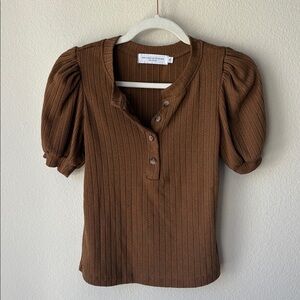 Brown Ribbed Short Sleeve Top round neckline with buttons